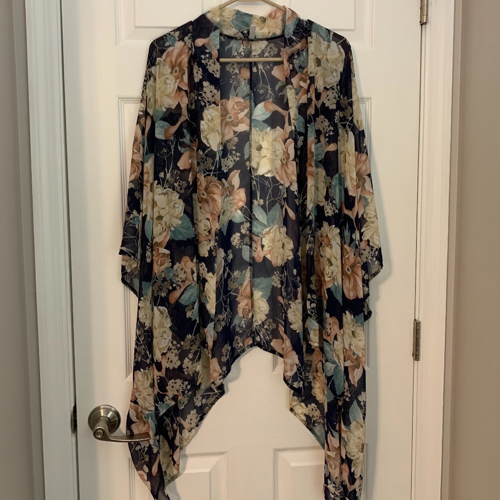 PINK BLUSH Maternity Kimono